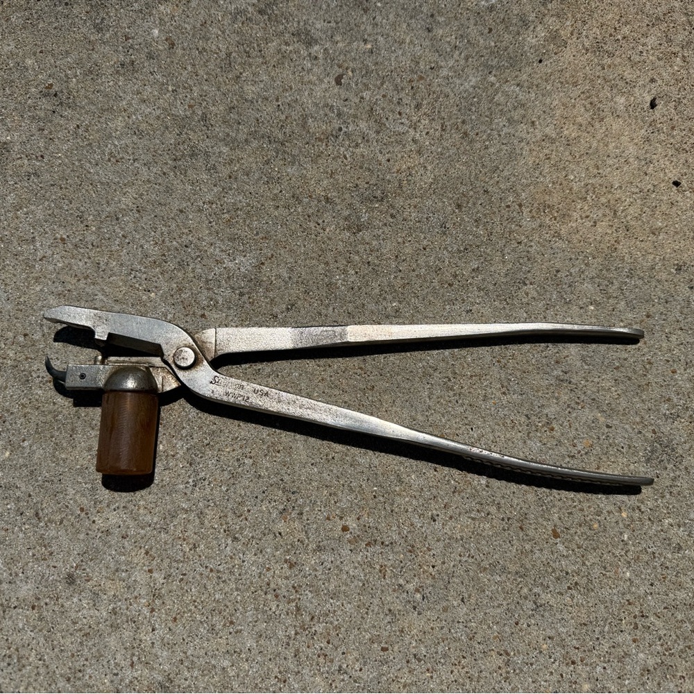 Vintage Snap-on Wheel Weight Tire Balancing Pliers WWP12
